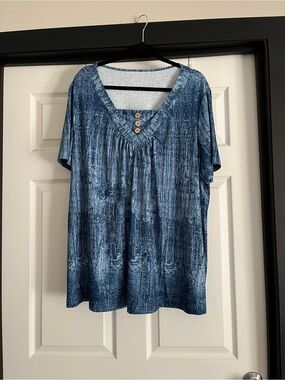 Blue Patterned V-Neck Short-Sleeve Women's Top